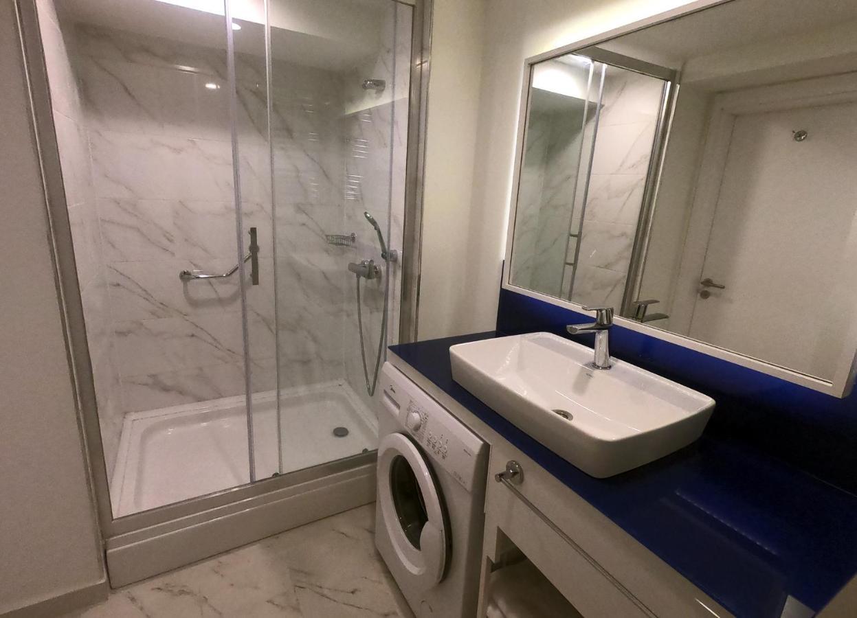 Orbi City Superhost Батумі Екстер'єр фото