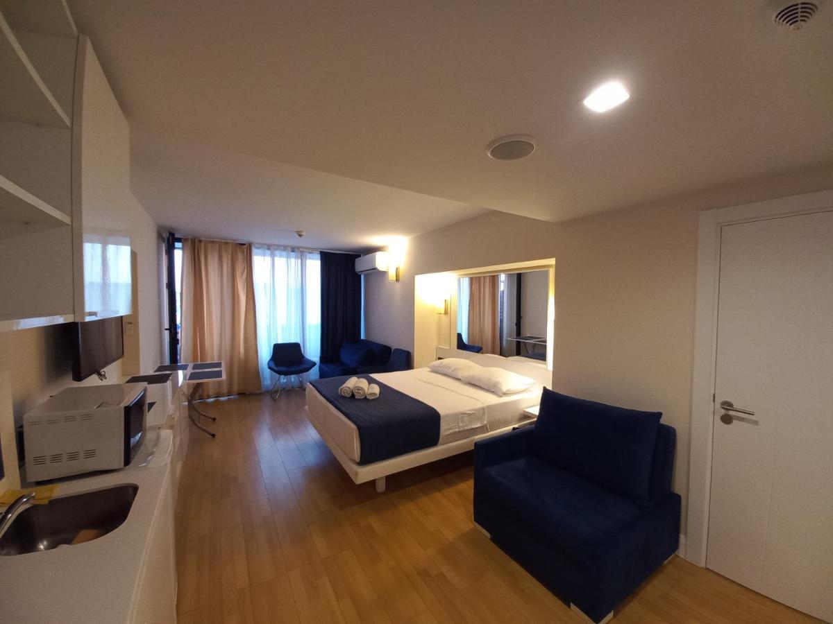Orbi City Superhost Батумі Екстер'єр фото
